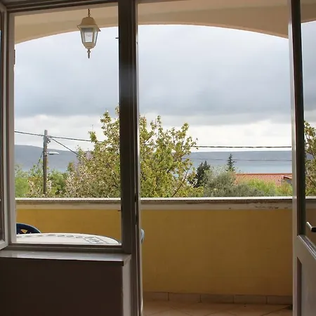 In Starigrad-paklenica 6786